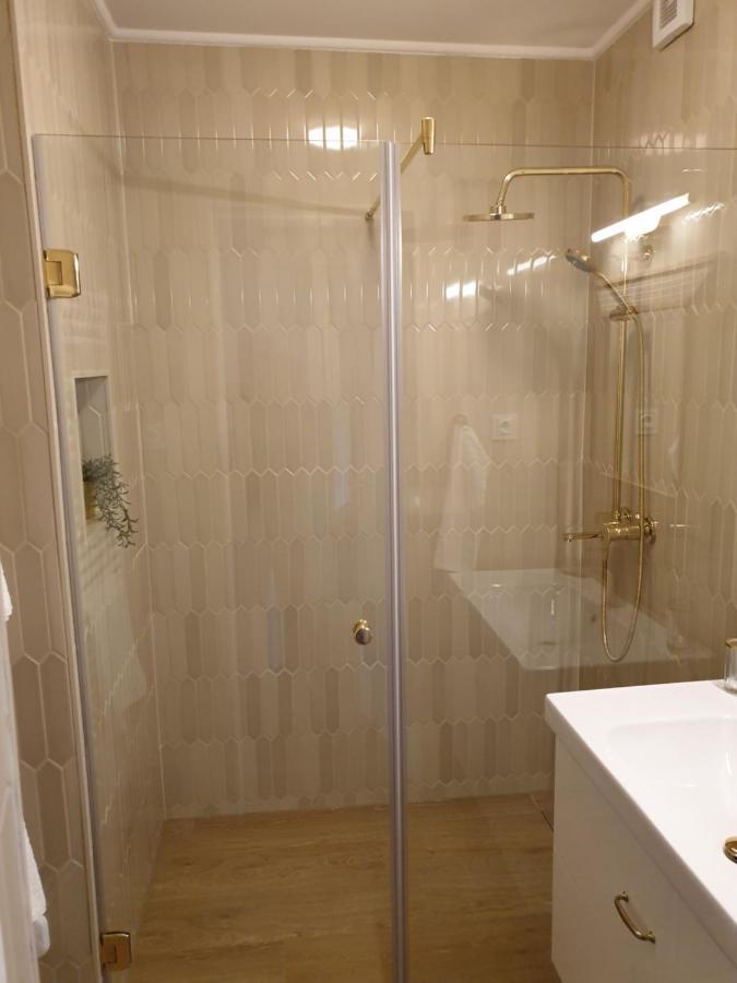 Apartman Guru 1 แซแก็ด ภายนอก รูปภาพ