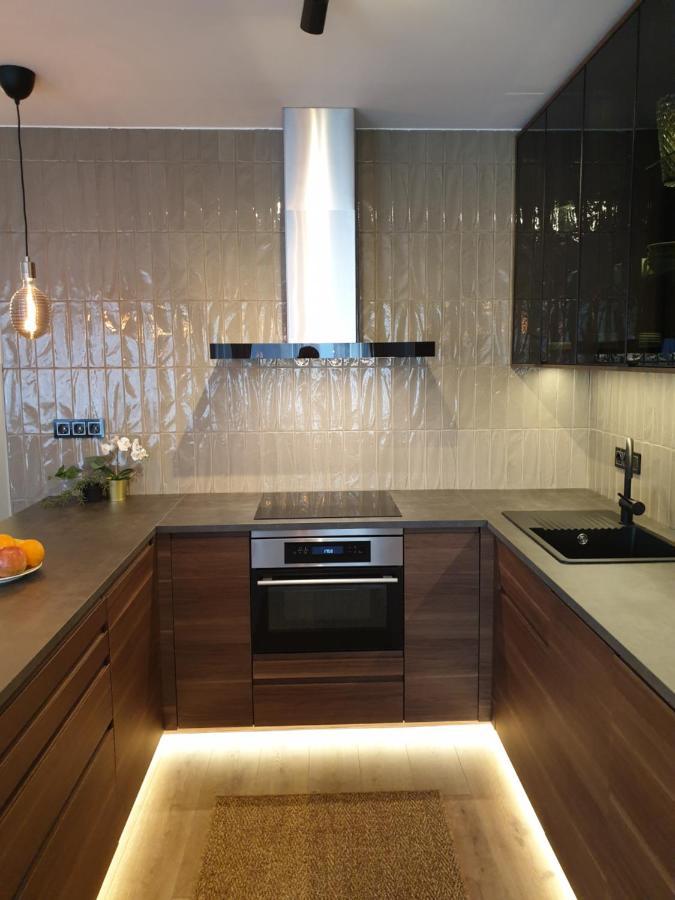 Apartman Guru 1 แซแก็ด ภายนอก รูปภาพ